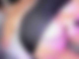 Live cam show with alondra-milff - Riding on Camsoda