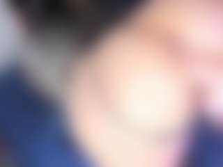 Live cam show with alondra-milff - Riding on https://playwithruby.com