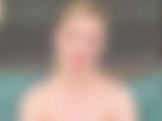 Live cam show with AnneLey - Blonde Hair on AdultVida.com
