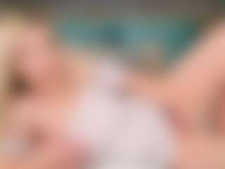 Live cam show with AnneLey - Spanks on Camsoda