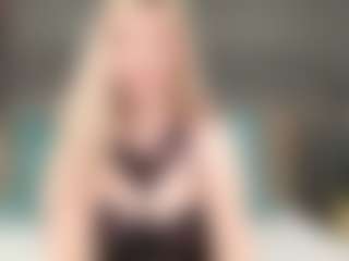 Live cam show with AnneLey - Creampie on Camsoda