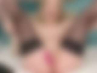 AnneLey's Live Sex Cam Show