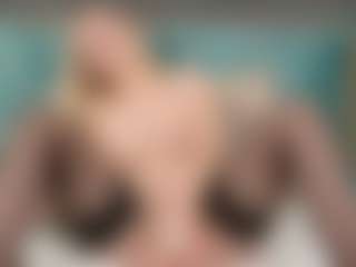 Live cam show with AnneLey - Blonde Hair Petite on Dolls Live