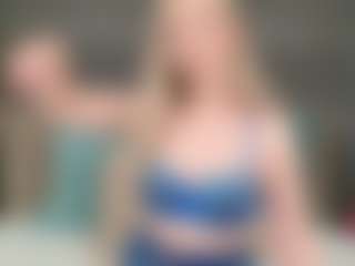 Live cam show with AnneLey - Creampie on SmokeAndPoke