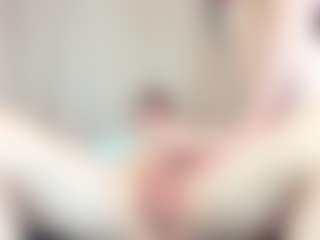 Live cam show with Cametin - Squirt on Camsoda