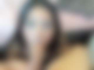 Live cam show with Cametin - Public Brown Hair on Porn Luv