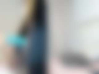 Live cam show with Cametin - Skinny on Camsoda