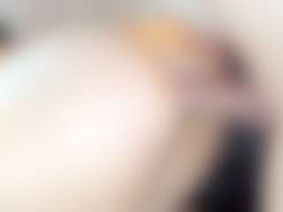 Live cam show with Cametin - Petite on Camsoda