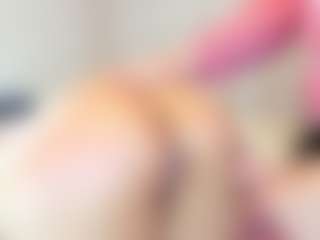 Live cam show with Cametin - Brown Hair Petite on camtv