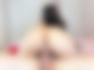 Live cam show with Cametin - Strip on madthumbs