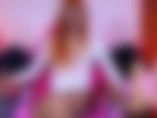 Live cam show with CharlotteBrad - Lean on Camsoda