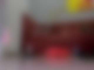 Live cam show with Katcatt - Average on studioflirtlive.com