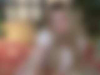 Live cam show with katt-yy - Athletic on Camsoda