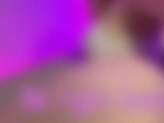 Live cam show with katt-yy - Green Eyes on Camsoda