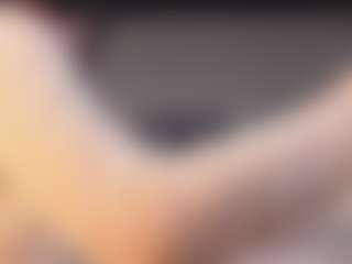 Live cam show with LilianFaux - Skinny on fuck-show.com
