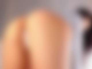 LilianFaux's Live Sex Cam Show