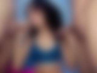 Live cam show with sweetapril222 - Middle Aged on Camsoda