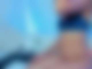Live cam show with sweetapril222 - Skinny on Camsoda