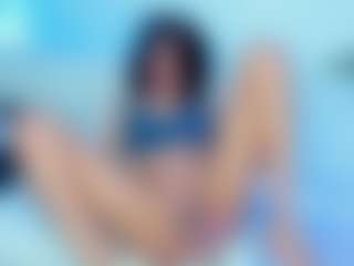 Live cam show with sweetapril222 - Deepthroat on Camsoda