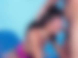 Live cam show with sweetapril222 - Tease on Camming Site