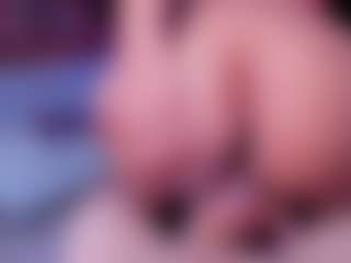 Live cam show with sweetapril222 - Dildo Or Vibrator on Free Soda