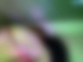 ThickFreakyLatina's Live Sex Cam Show