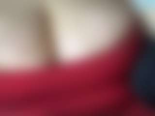 ThickFreakyLatina's Live Sex Cam Show