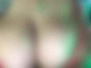 ThickFreakyLatina's Live Sex Cam Show