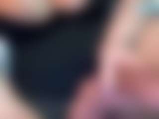 ThickFreakyLatina's Live Sex Cam Show