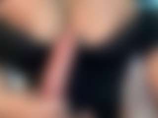 ThickFreakyLatina's Live Sex Cam Show