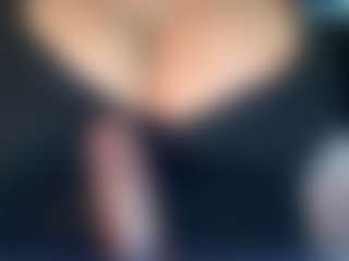 ThickFreakyLatina's Live Sex Cam Show