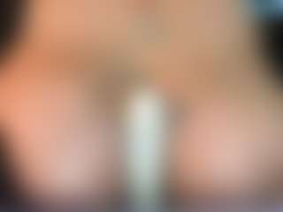 ThickFreakyLatina's Live Sex Cam Show