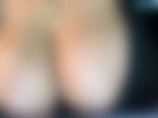 ThickFreakyLatina's Live Sex Cam Show