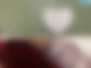 Live cam show with ThickFreakyLatina - Squirt on Livezox