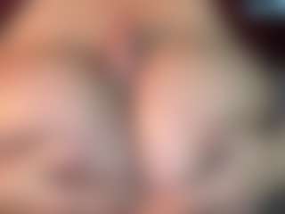 ThickFreakyLatina's Live Sex Cam Show