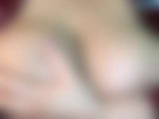 ThickFreakyLatina's Live Sex Cam Show