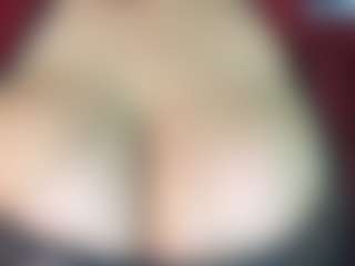 ThickFreakyLatina's Live Sex Cam Show