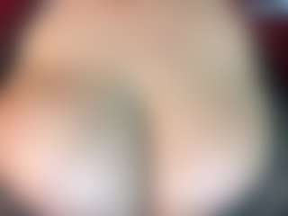 ThickFreakyLatina's Live Sex Cam Show