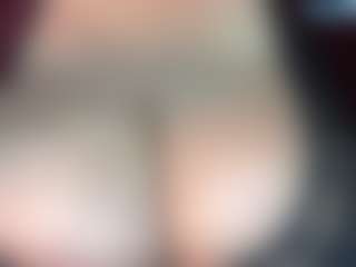 Live cam show with ThickFreakyLatina - Squirt on CamClone