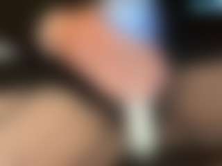 ThickFreakyLatina's Live Sex Cam Show