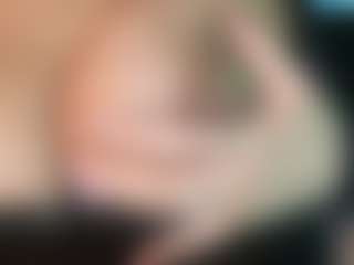 ThickFreakyLatina's Live Sex Cam Show