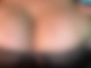 ThickFreakyLatina's Live Sex Cam Show
