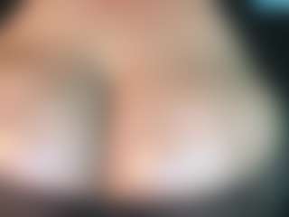 ThickFreakyLatina's Live Sex Cam Show