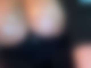 ThickFreakyLatina's Live Sex Cam Show