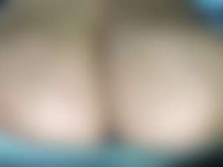thickfreakylatina's Live Sex Cam Show