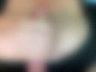 thickfreakylatina's Live Sex Cam Show