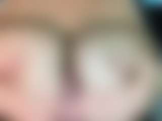thickfreakylatina's Live Sex Cam Show
