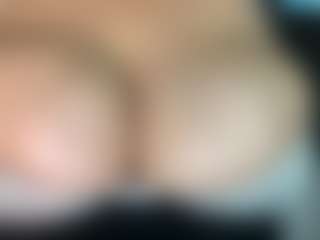 thickfreakylatina's Live Sex Cam Show