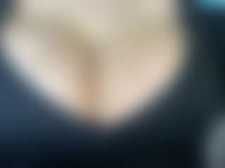 thickfreakylatina's Live Sex Cam Show