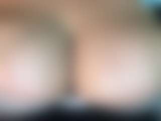 thickfreakylatina's Live Sex Cam Show